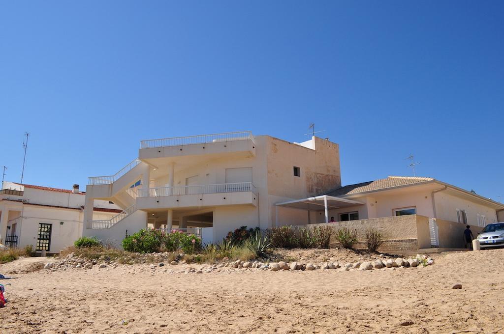 Sagittarius Mare Apartment Marina di Ragusa Luaran gambar